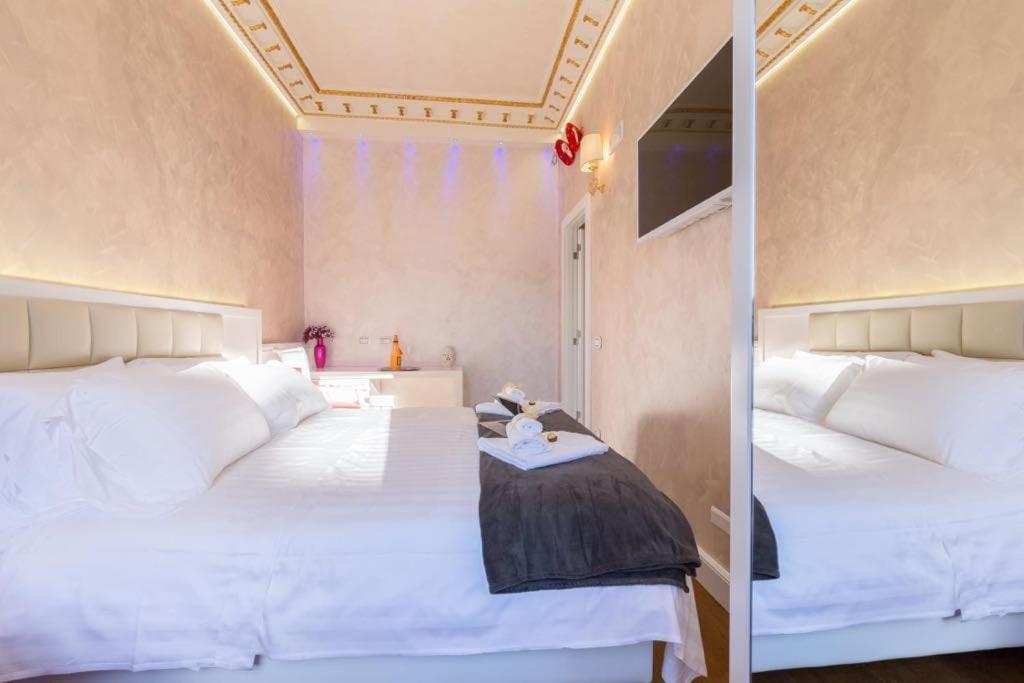 Piazza Venezia Luxury Suite Rome Exterior photo