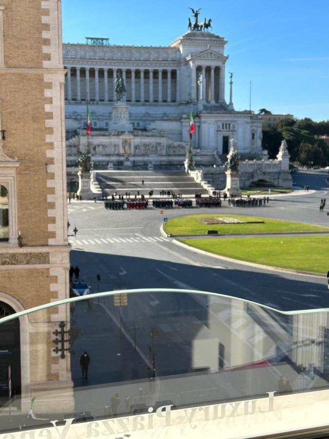 Piazza Venezia Luxury Suite Rome Exterior photo