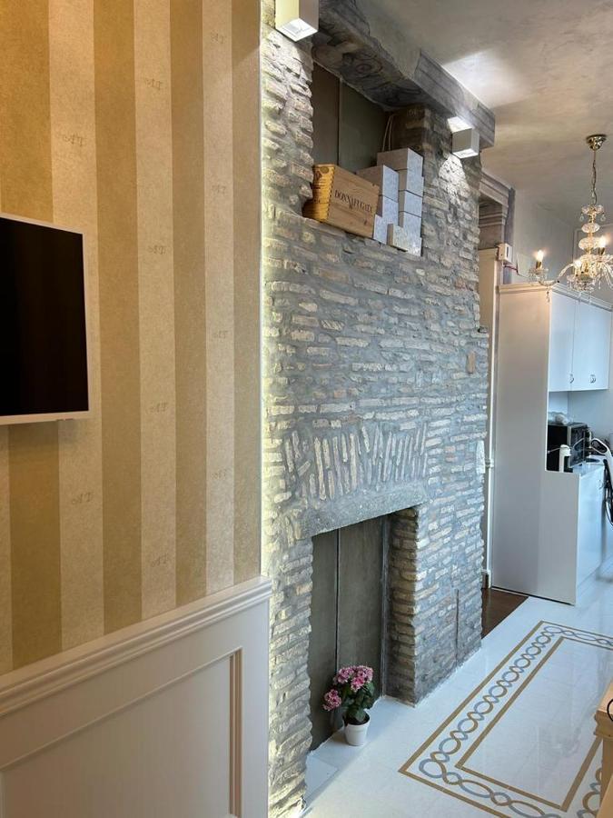 Piazza Venezia Luxury Suite Rome Exterior photo