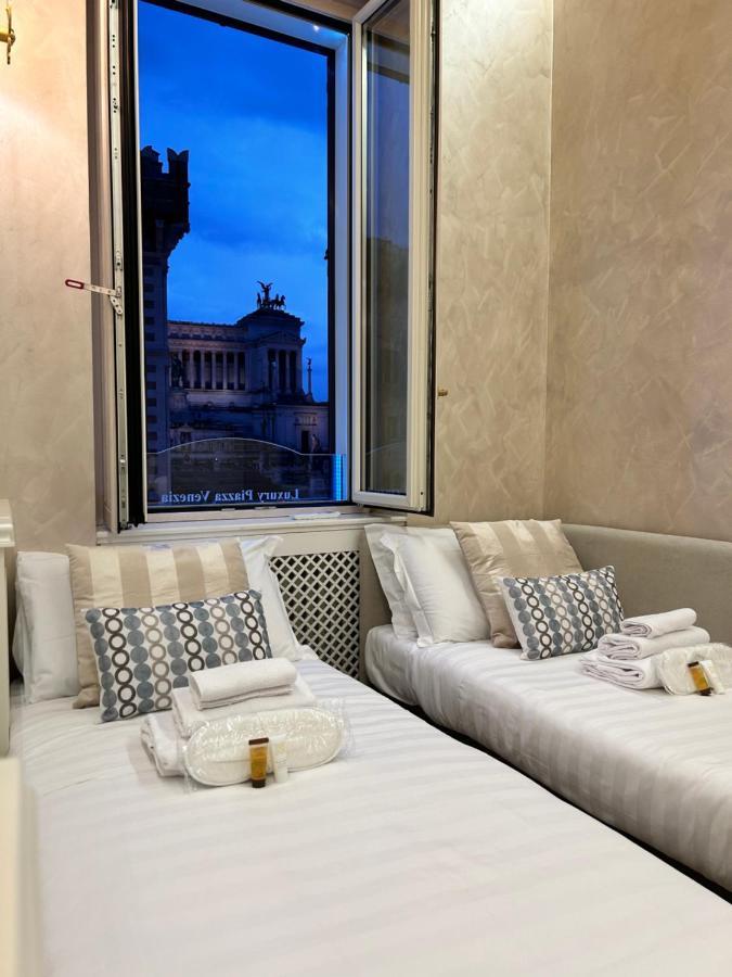 Piazza Venezia Luxury Suite Rome Exterior photo